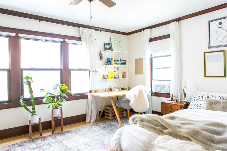 10 Small Bedroom Office Ideas for Productivity and Balance | Apartment Therapy